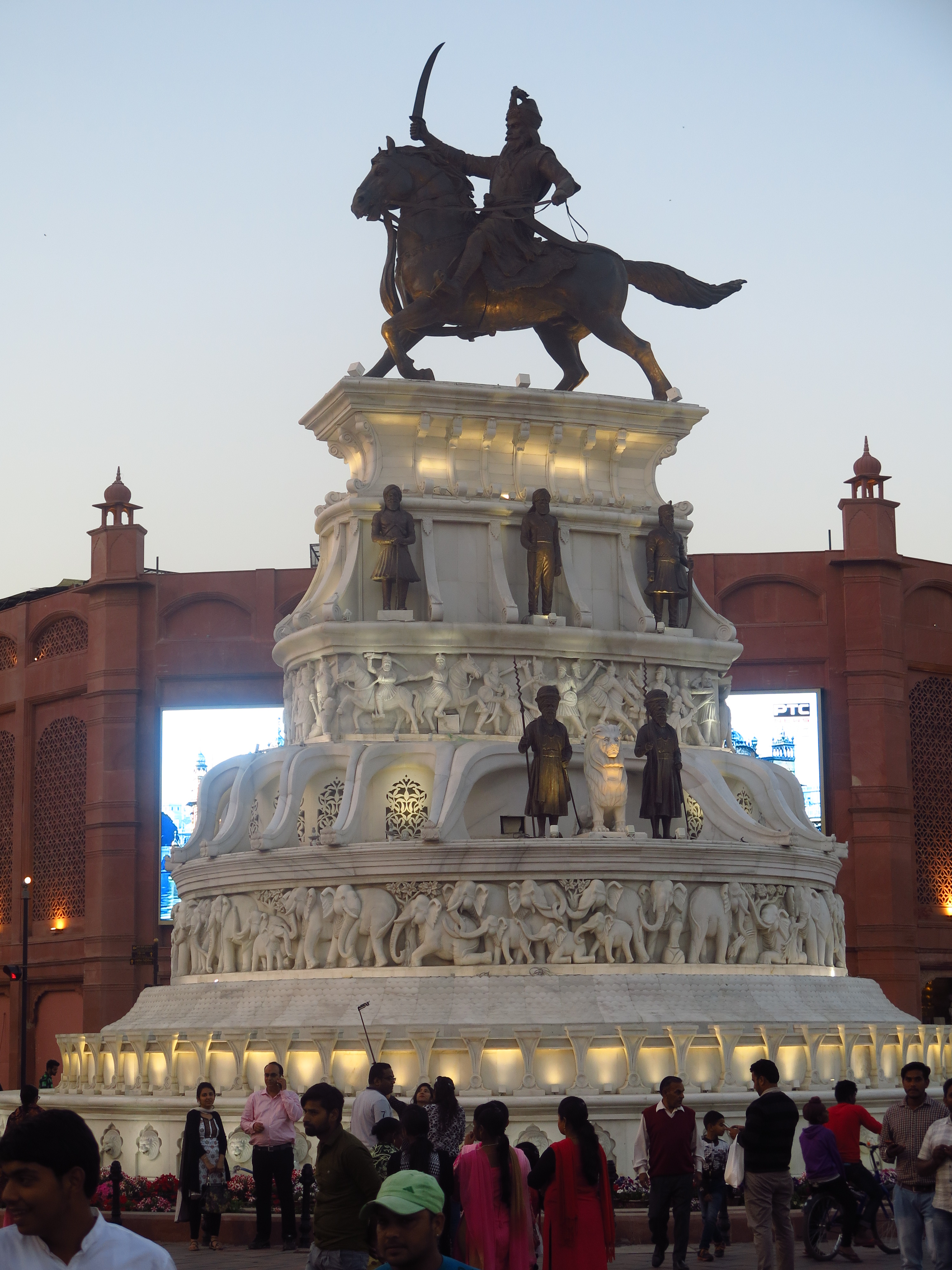 Statue of Maharaja Ranjit Singh ji at the junction of Heritage street and Town Hall road