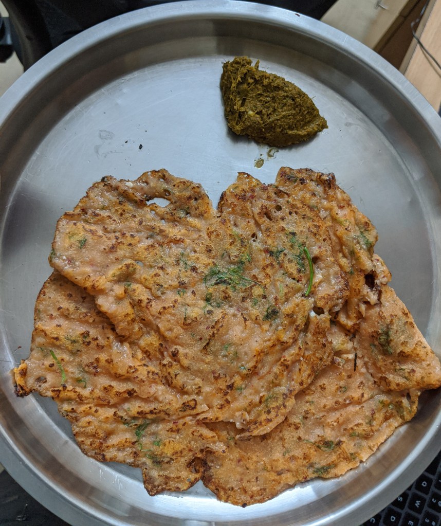 Tomato dosa with kothamalli thogayal