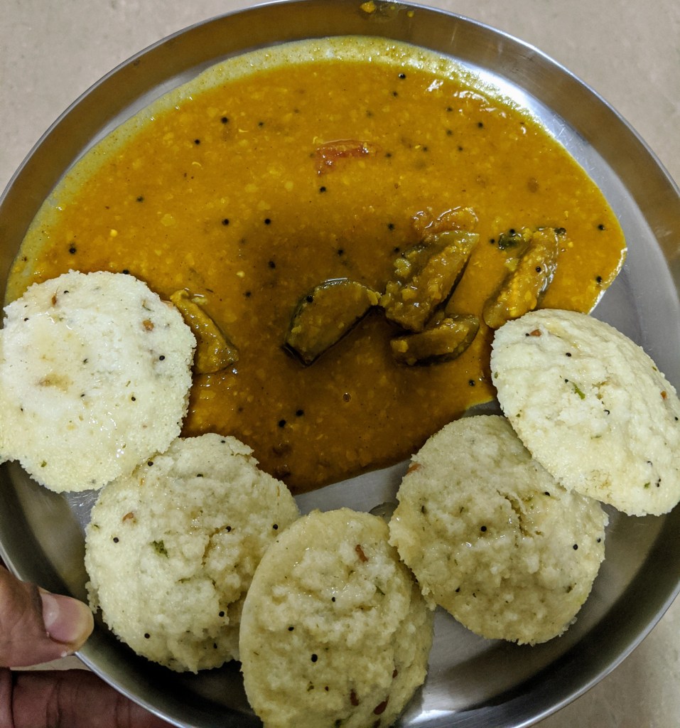 Rava idly with egg plant / kathirikai sambhar